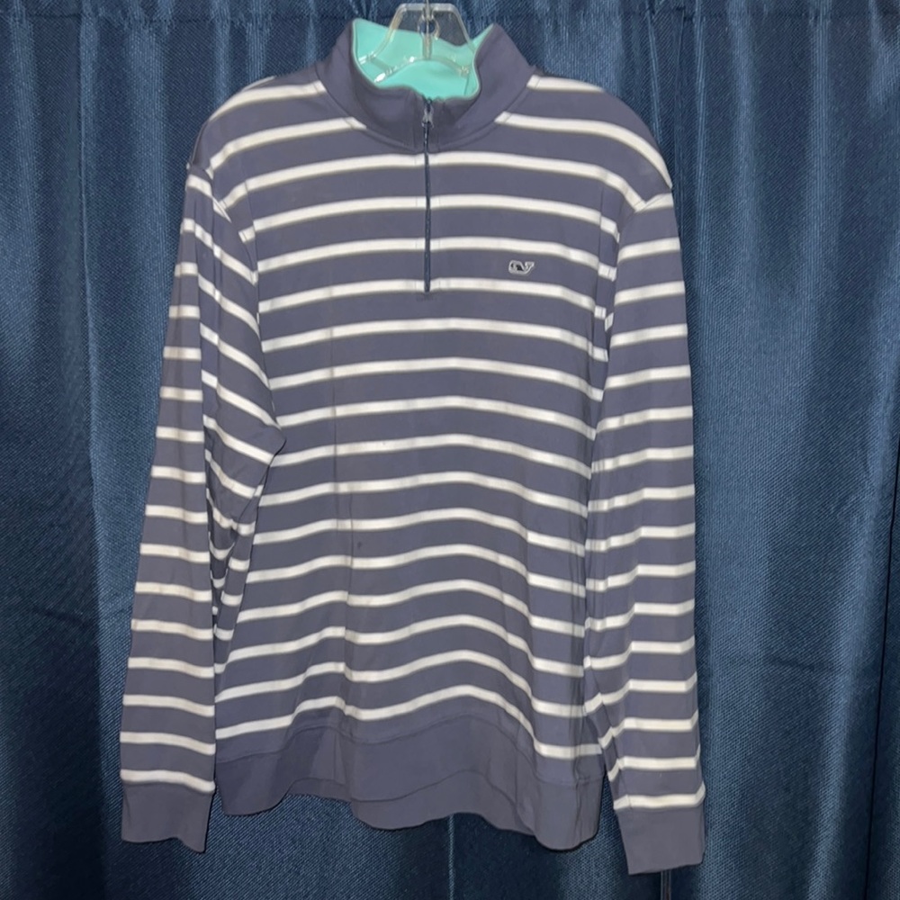 Mens, Vineyard Vines(Large) grey and white stripe lightweight quarter zip.